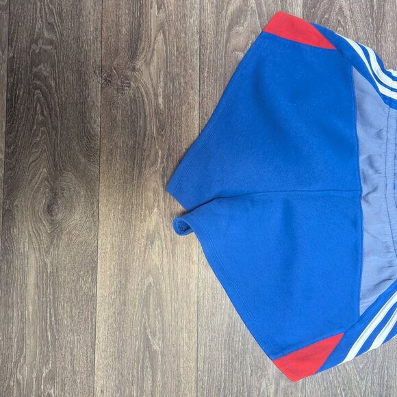 Adidas Shirt and Shorts Set - Picture 2 of 5